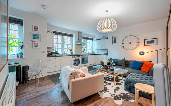 1 Bedroom Flat To Rent In Erasmus Street, London, SW1P