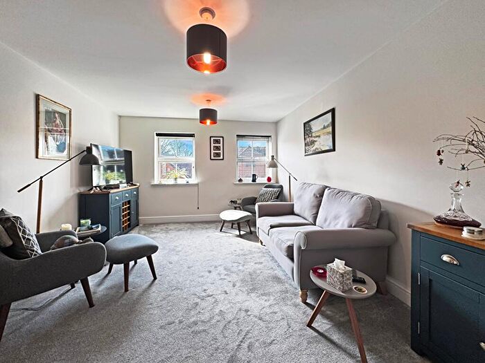 2 Bedroom Apartment For Sale In Station Approach, Amersham, HP6