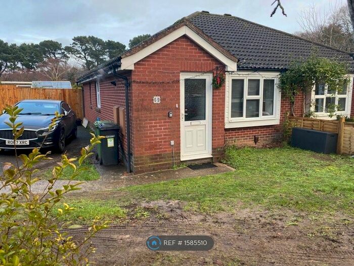 2 Bedroom Bungalow To Rent In Duddon Close, Southampton, SO18