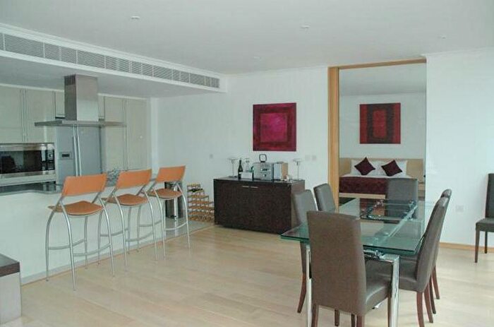 2 Bedroom Flat To Rent In No. West India Quay, Canary Wharf, London, E14
