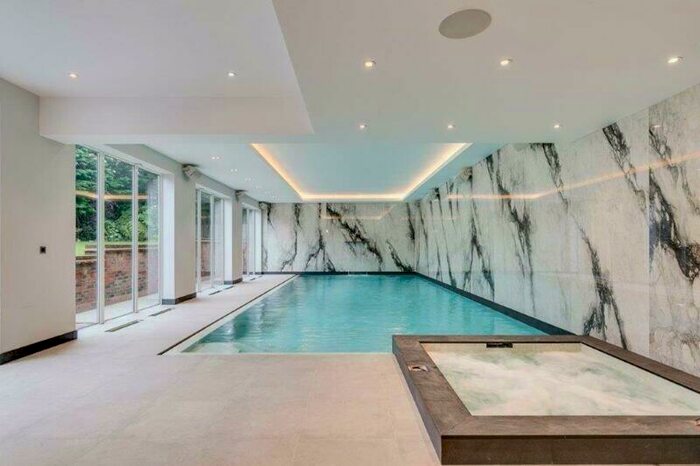 9 Bedroom Flat To Rent In Bishops Avenue, N2