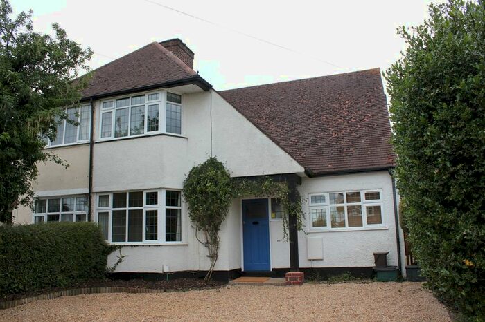 3 Bedroom Semi-Detached House To Rent In Green Lane, Amersham HP6