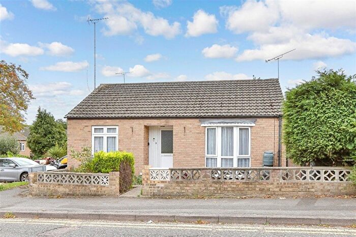 2 Bedroom Detached Bungalow For Sale In Thistledown, Gravesend, Kent, DA12