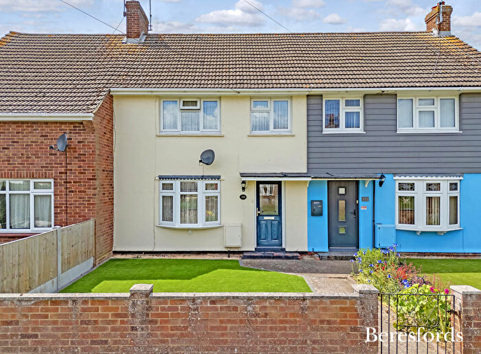 3 Bedroom Terraced House For Sale In Long Brandocks, Writtle, CM1