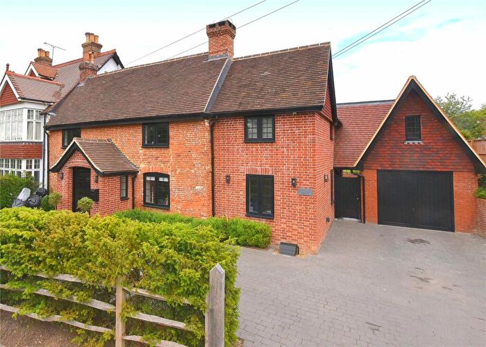 4 Bedroom Semi-Detached House For Sale In Cranmore Lane, West Horsley, KT24