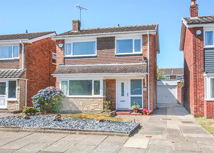 3 Bedroom Detached House For Sale In Laneham Close, Bessacarr, Doncaster, DN4