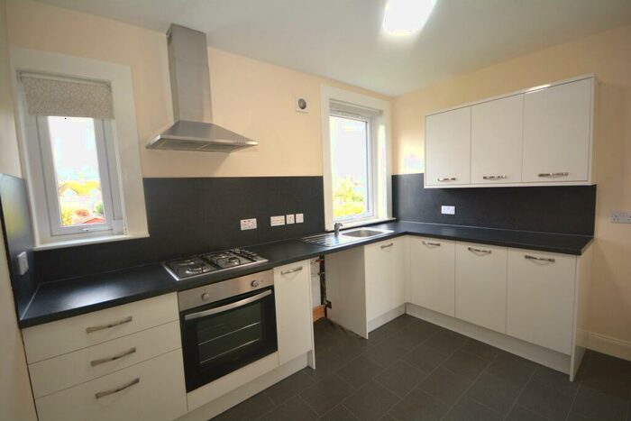 3 Bedroom Flat To Rent In Glenurquhart Road, Inverness, IV3