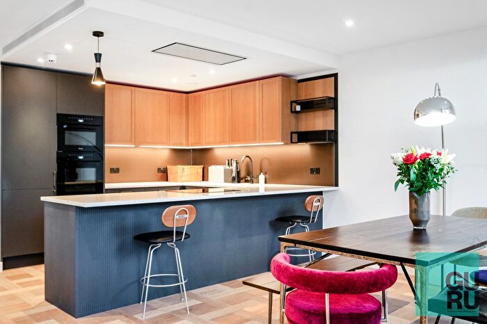 3 Bedroom Flat To Rent In London Dock, London, E1W