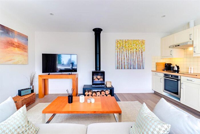 1 Bedroom Maisonette To Rent In Vann Lane, Hambledon, Godalming, GU8