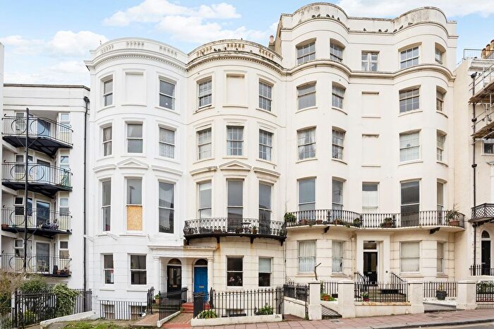 1 Bedroom Flat For Sale In Montpelier Road, Brighton, BN1
