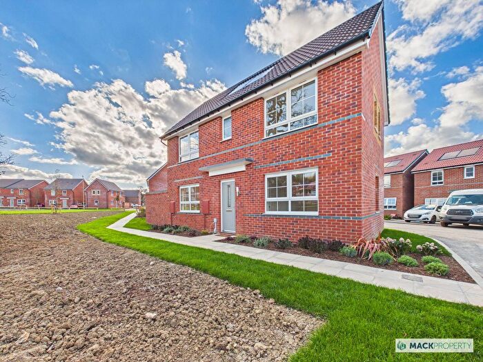 3 Bedroom Detached House To Rent In Middle Ground Close, Matson, GL4