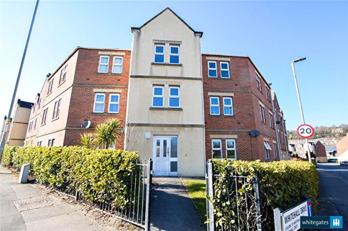 2 Bedroom Apartment To Rent In Whitehall Road, Leeds, West Yorkshire, LS12