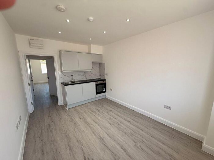1 Bedroom Apartment To Rent In Abercorn Gardens, Chadwell Heath, Romford, RM6
