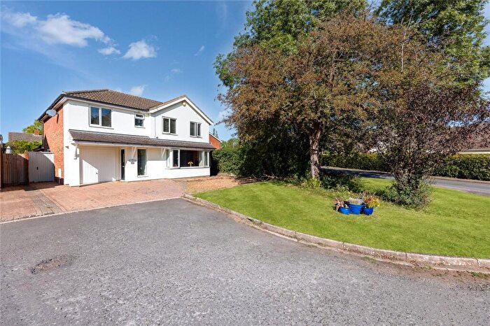 5 Bedroom Detached House For Sale In Green End, Renhold, Bedford, Bedfordshire, MK41