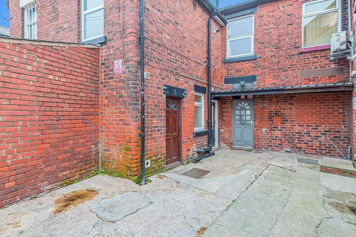 1 Bedroom Flat To Rent In Leyland Road, Lostock Hall, Preston PR5