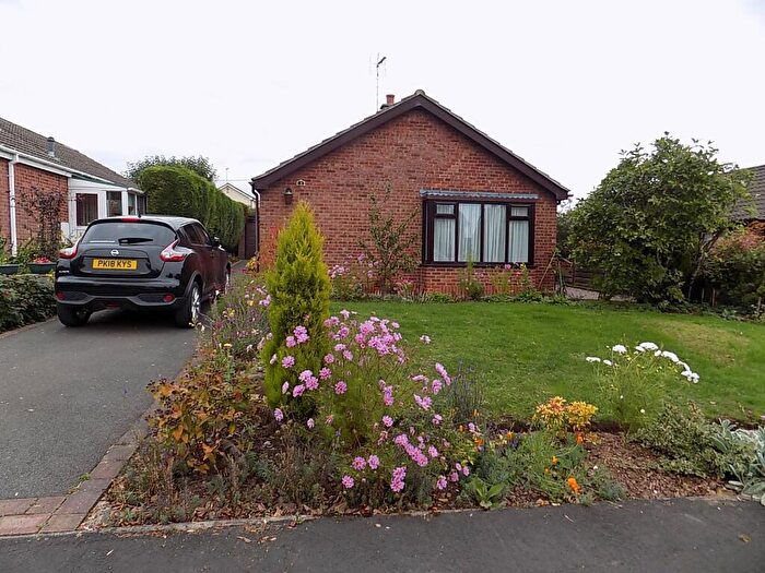 2 Bedroom Bungalow For Sale In The Weavers, ST14