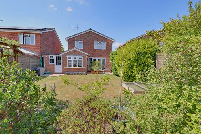 4 Bedroom Detached House For Sale In Three Acres, Denmead, PO7