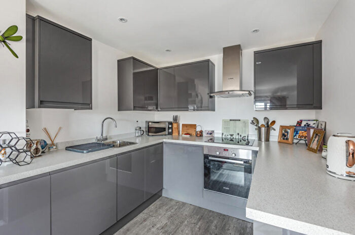 1 Bedroom Flat To Rent In Broadway, Kidlington, OX5