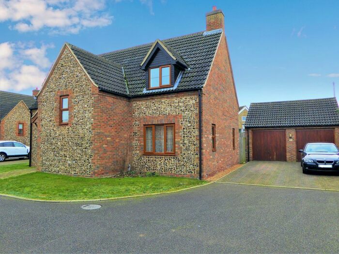 4 Bedroom Detached House To Rent In The Old Bakery Close, Methwold, Thetford, IP26