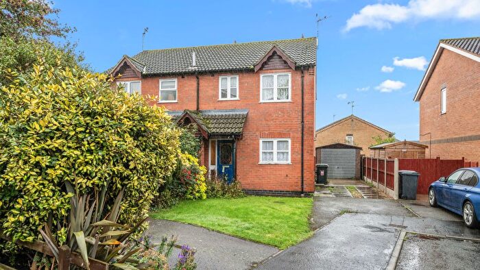 3 Bedroom Semi-Detached House For Sale In Fitzjames Close, Spilsby, PE23