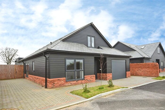 4 Bedroom Detached House For Sale In Inglefield Road, Fobbing, Stanford-Le-Hope, Essex, SS17