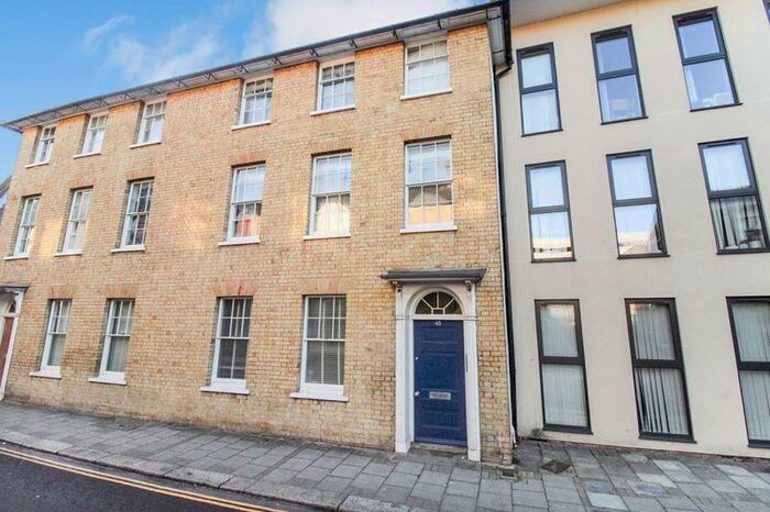 1 Bedroom Flat To Rent In Mill Street, Bedford, MK40