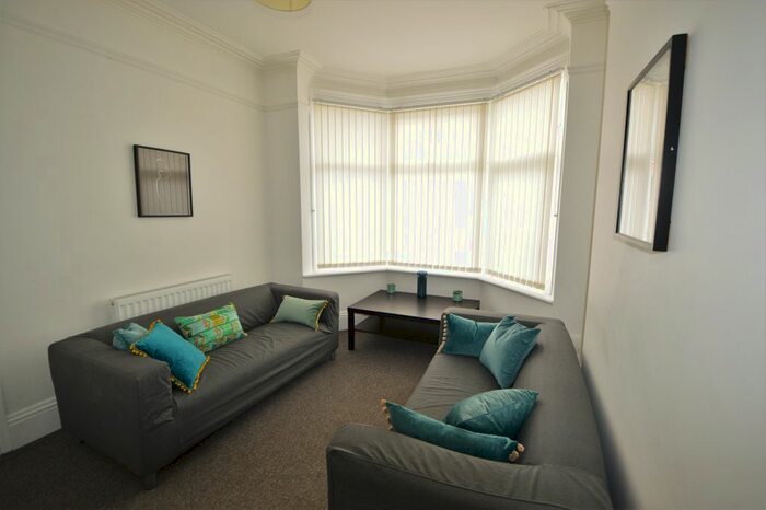 4 Bedroom Terraced House To Rent In Ayresome Park Road, Middlesbrough, TS5