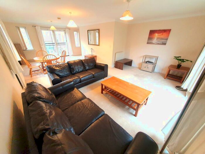 3 Bedroom Apartment To Rent In Wherry Road, Norwich, NR1