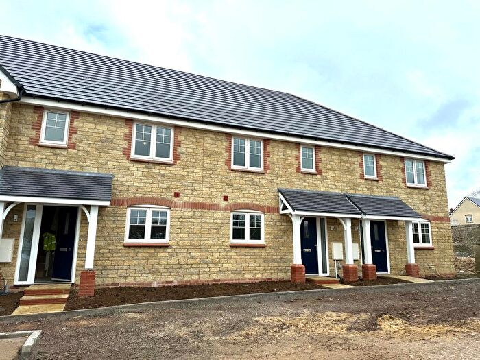 3 Bedroom End Of Terrace House For Sale In Gascoigne Park, Milborne Port, Sherborne, DT9