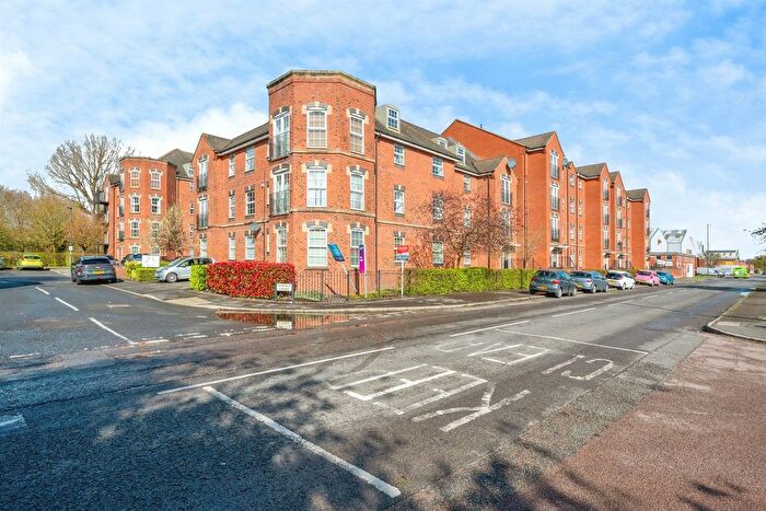 2 Bedroom Flat For Sale In Magnus Court, Derby, DE21