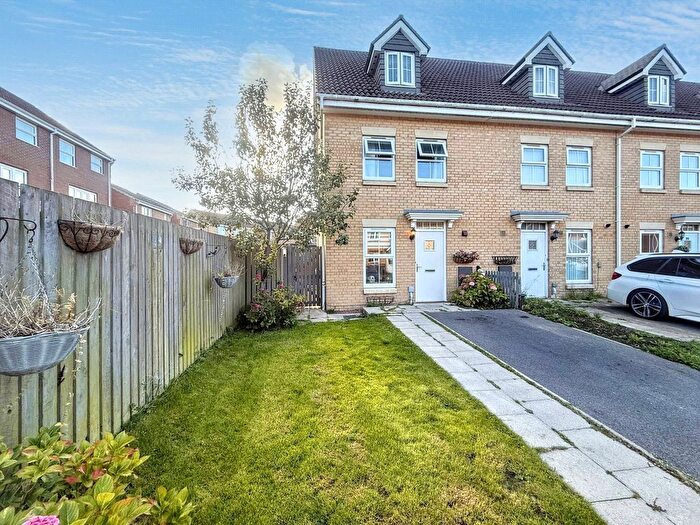 3 Bedroom Town House For Sale In Chillerton Way, Wingate, TS28