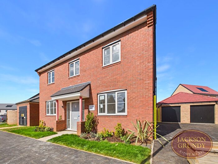 4 Bedroom Detached House For Sale In Copsewood, Overstone, NN6