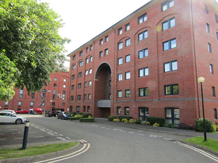 2 Bedroom Flat To Rent In Slateford Road, Edinburgh, EH14