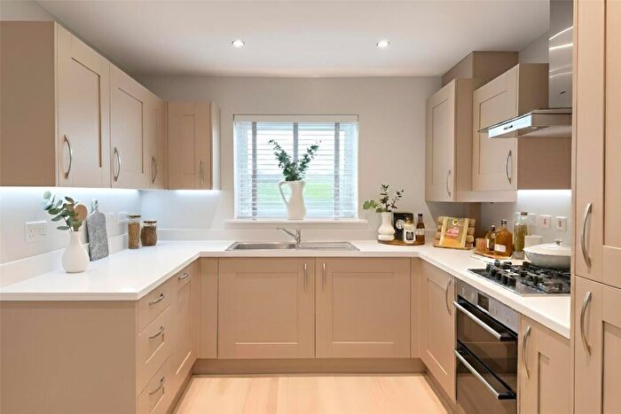 3 Bedroom Semi-Detached House For Sale In Pinhoe, Exeter, EX4