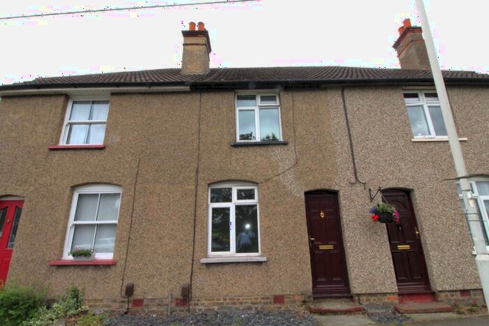 2 Bedroom Terraced House To Rent In Old Fortune Of War Cottage Wash Road West, Basildon, Essex, SS15