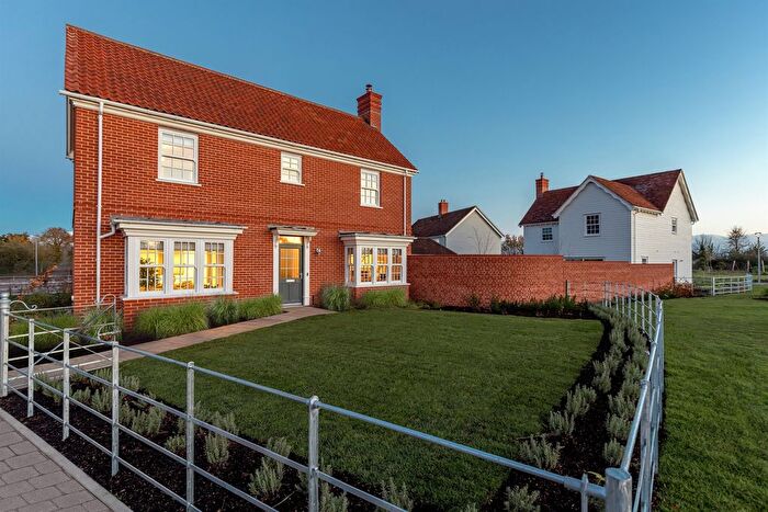 4 Bedroom Detached House For Sale In Sanderling Reach, West Mersea, Colchester, CO5