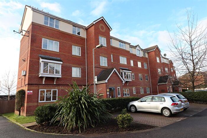 2 Bedroom Apartment For Sale In Dairyman Close, NW2