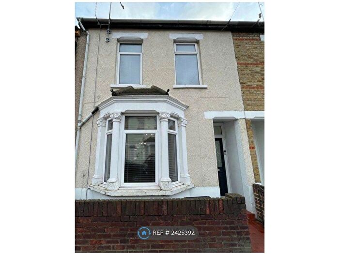 3 Bedroom Terraced House To Rent In Mildred Road, Erith, DA8