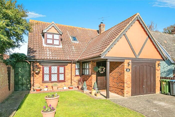 3 Bedroom Bungalow For Sale In Main Road, Little Glemham, Suffolk, IP13