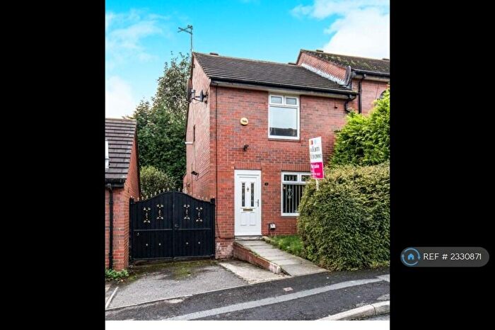 3 Bedroom Semi-Detached House To Rent In Melville Close, Leeds, LS6