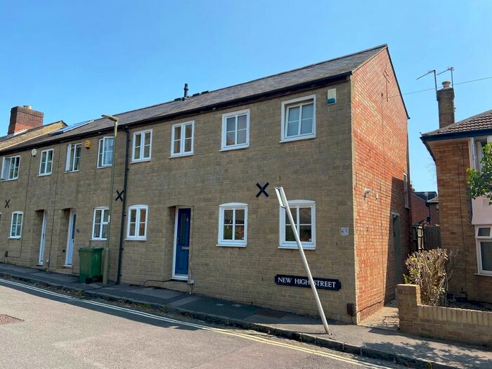 2 Bedroom Semi-Detached House To Rent In New High Street, Headington, Oxford OX3