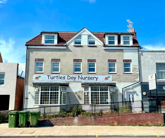 2 Bedroom Flat To Rent In West Street, Fareham, PO16