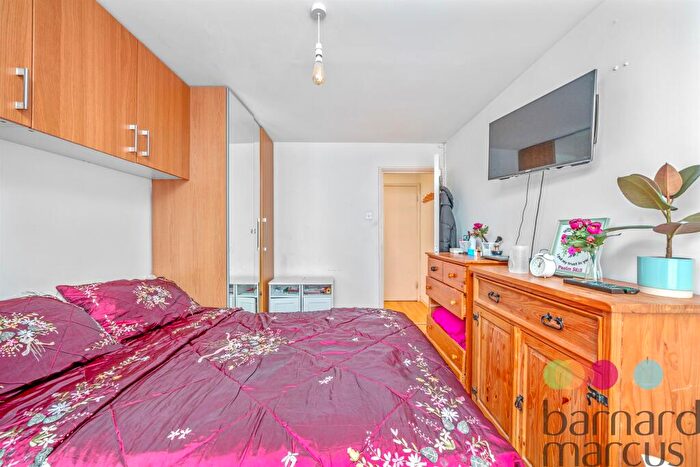 1 Bedroom Flat For Sale In Pageant Avenue, London, NW9