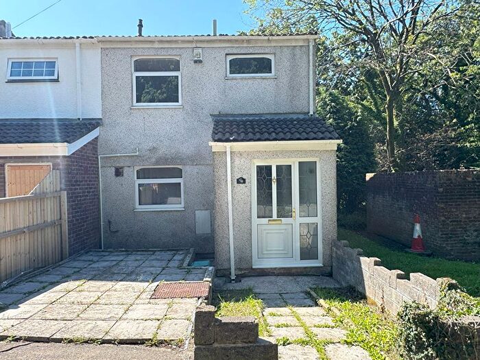 3 Bedroom End Of Terrace House To Rent In Cwm Clyd, Waunarlwydd, Swansea, SA5