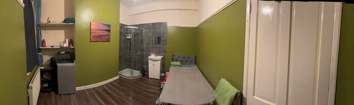 4 Bedroom Flat To Rent In Oakleigh Road South, London, N11