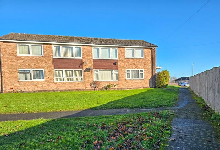 2 Bedroom Flat For Sale In Long Gair, Winlaton, NE21
