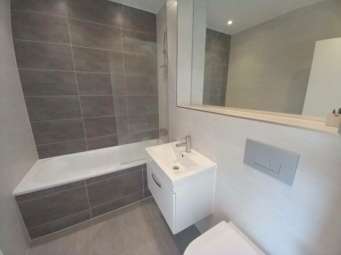 1 Bedroom Apartment To Rent In Romney Place, Maidstone, ME15