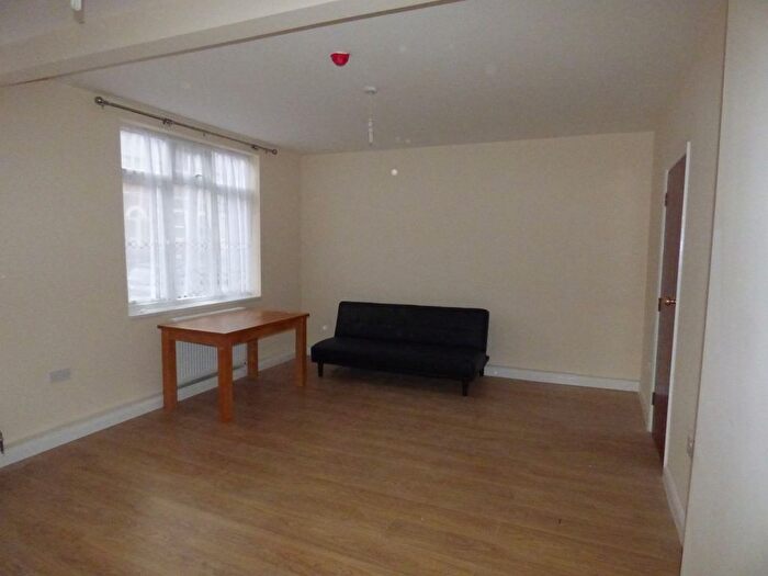 1 Bedroom Flat To Rent In George Street, Reading, RG1