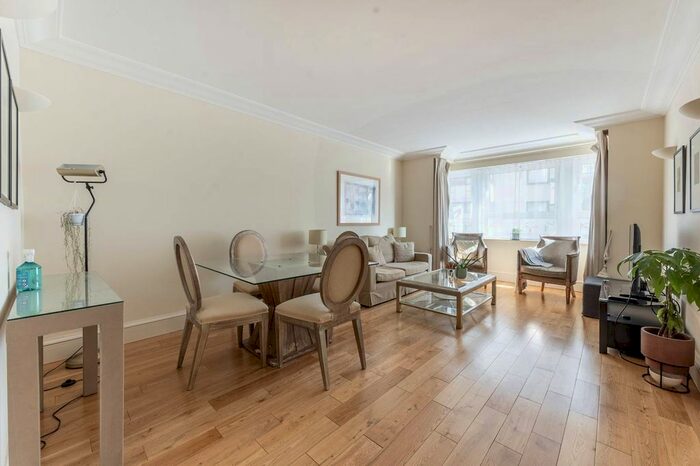 1 Bedroom Flat To Rent In Wrights Lane, High Street Kensington, London, W8