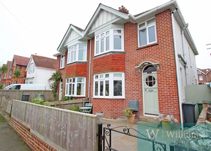 3 Bedroom Semi-Detached House For Sale In Fairy Road, Seaview, PO34